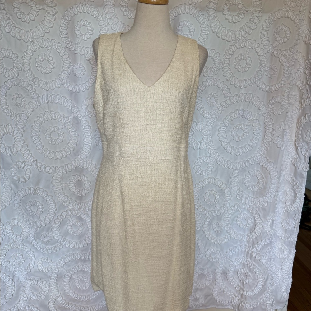 Elegant Cream Sleeveless Dress